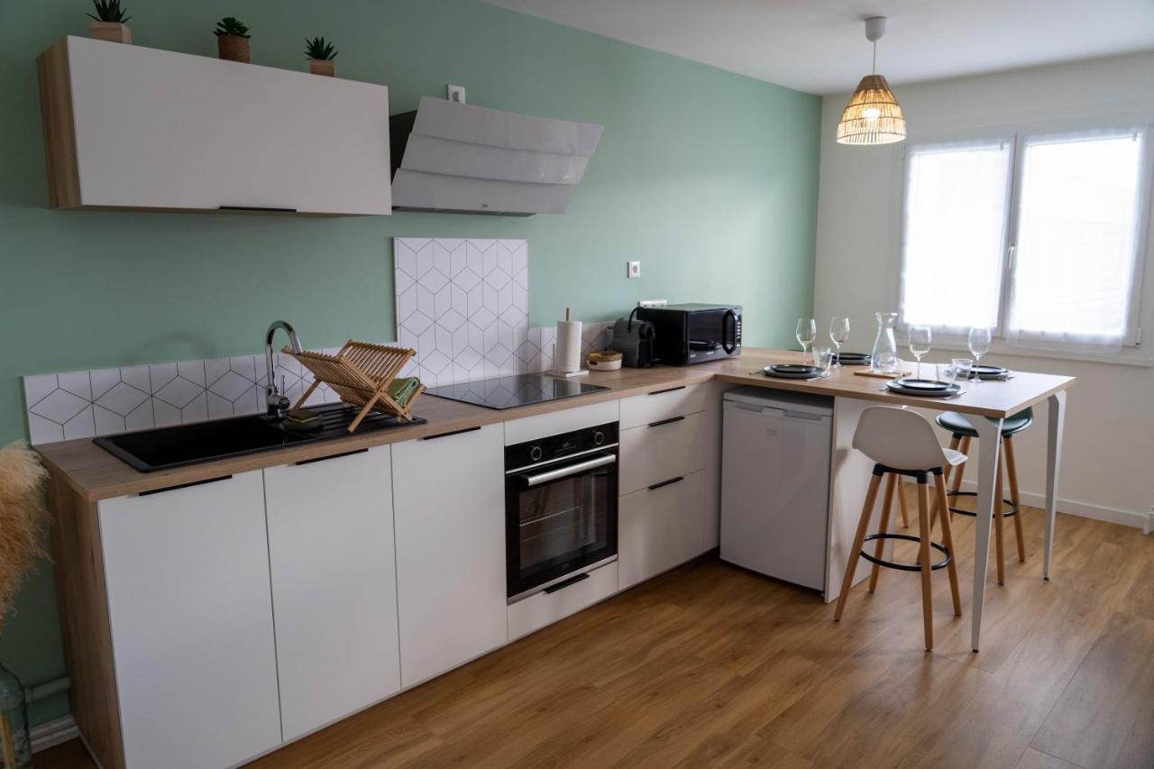 Casa Ragazzi - Meuble De Tourisme Classe 2 Etoiles - Refait A Neuf - Calme - Parking Gratuit A Proximite Lempdes Zewnętrze zdjęcie